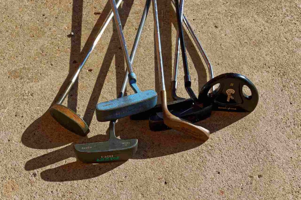 Types of Golf Clubs_Putters